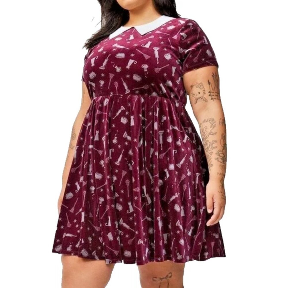 ❤️NWT TORRID DISNEY HOCUS POCUS VELVET COLLAR DRESS SANDERSON SISTERS, PLUS SIZE